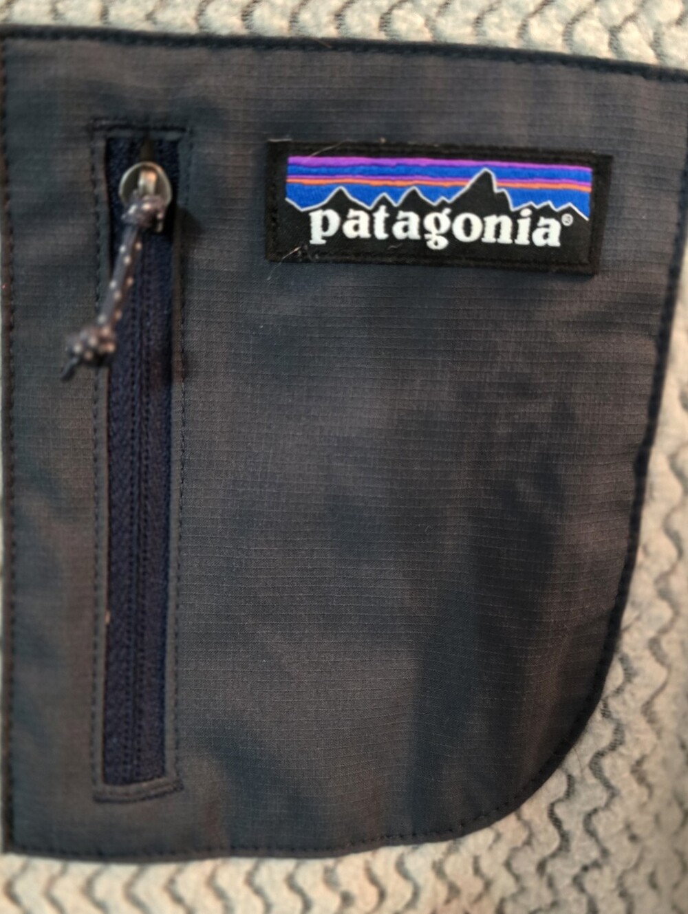 Patagonia Women's R1 Air Full Zip Hoody - Picture 3 of 7